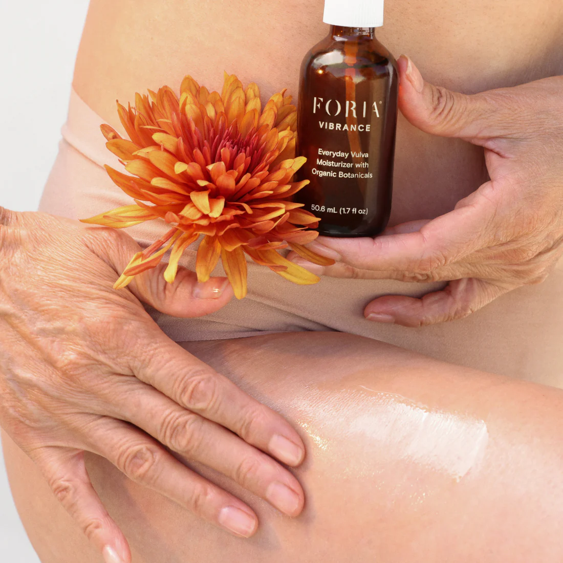 FORIA Vibrance Everyday Vulva Moisturizer with Organic Botanicals 50.6ml / 1.7oz